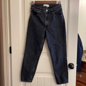Abercrombie & Fitch The Mom High Rise Jeans